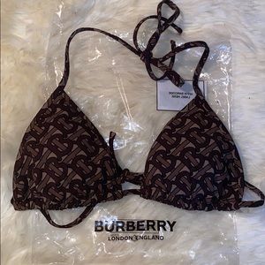 New never worn Burberry bathing suit top medium
